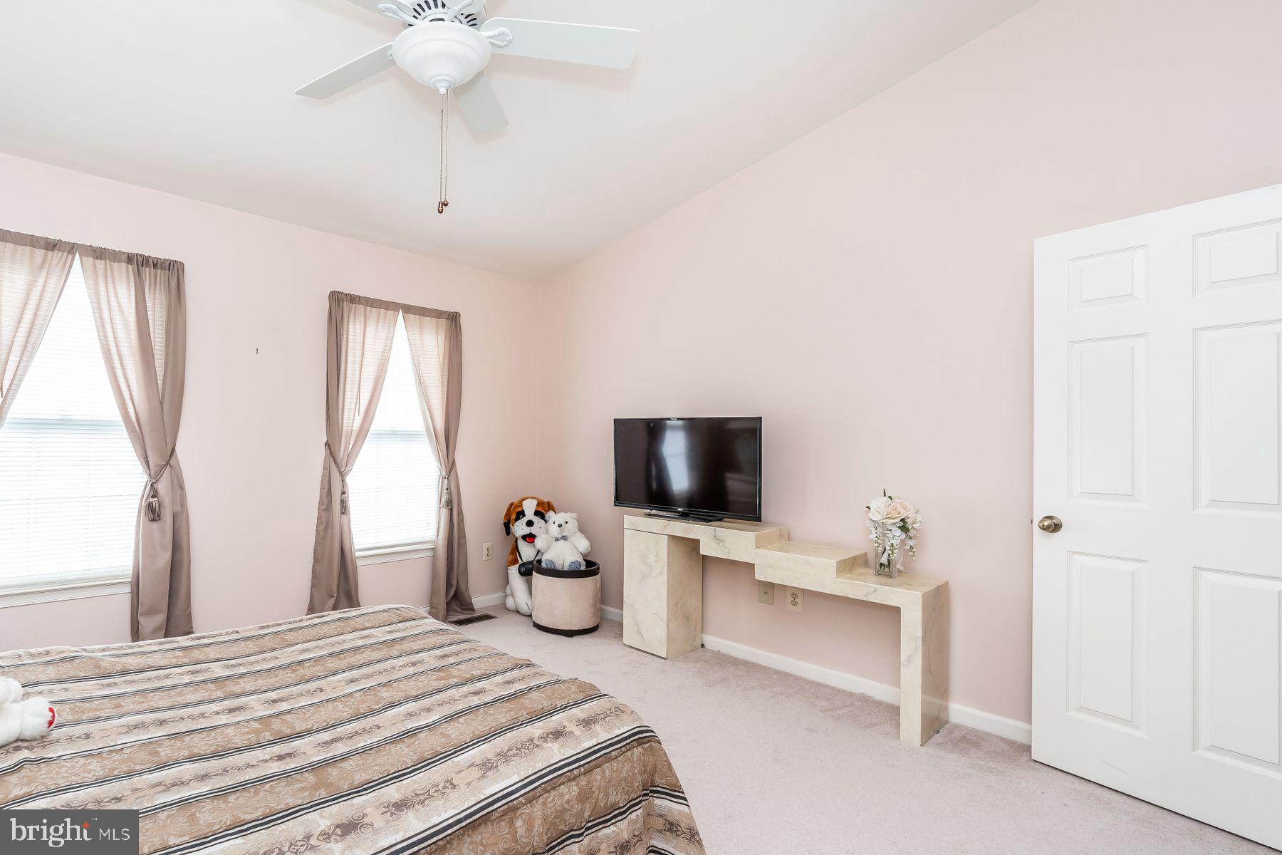 2430 Sunset Farm Road Ellicott City, MD 21042 - Photo 37 of 47 Bedroom 1