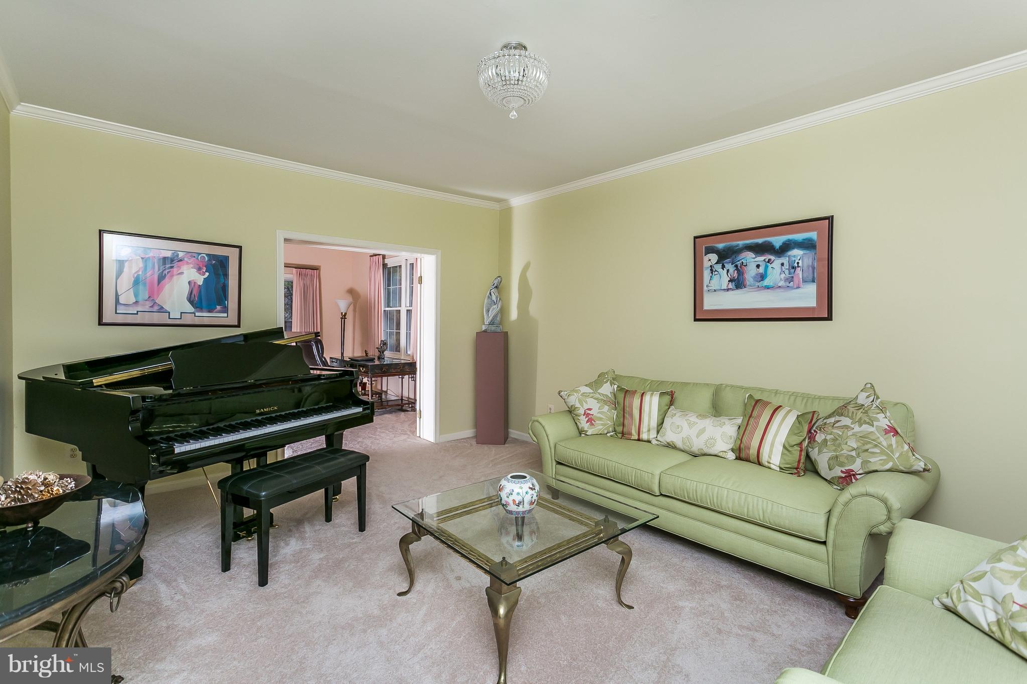 2430 Sunset Farm Road Ellicott City, MD 21042 - Photo 5 of 47 Elegant Living Room
