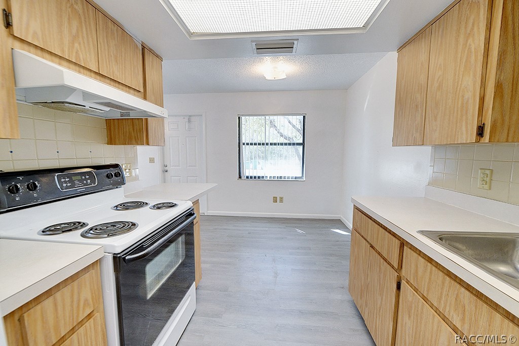 512 Long Avenue, Unit A Inverness, FL 34453 - Photo 10 of 19