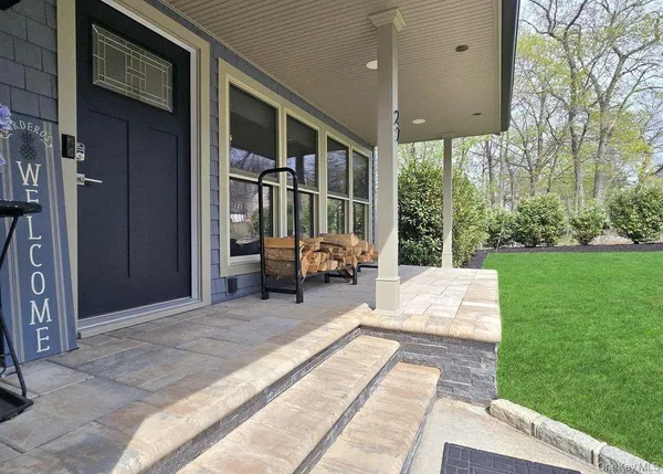 $719,999 | 27 Ridgewood Avenue, Selden, NY 11784