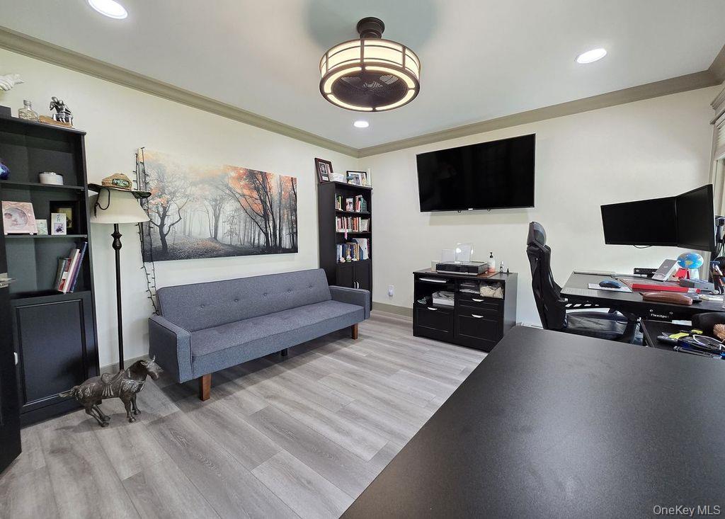 27 Ridgewood Avenue Selden, NY 11784 - Photo 21 of 35 1st floor dining room being used as office