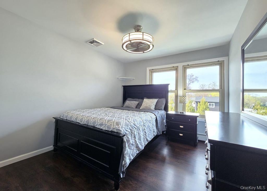 27 Ridgewood Avenue Selden, NY 11784 - Photo 26 of 35