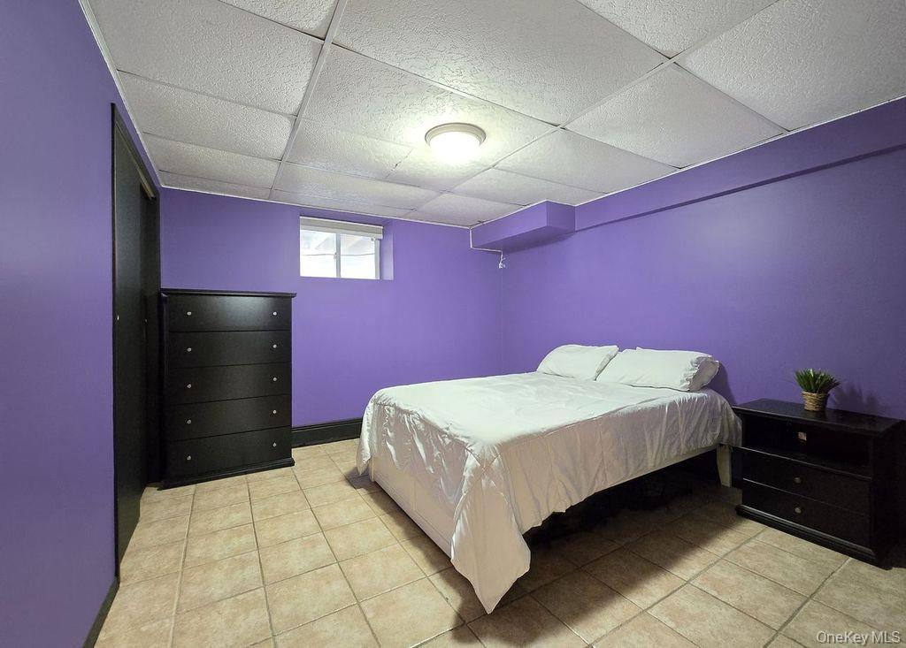 27 Ridgewood Avenue Selden, NY 11784 - Photo 29 of 35 Lower level room