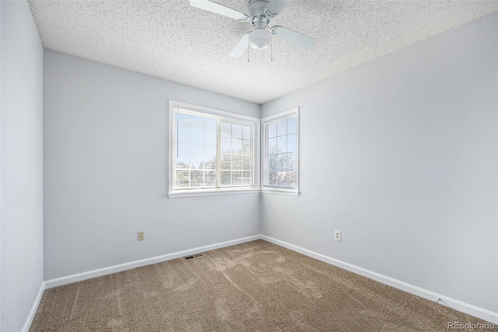 5492 South Cathay Way Centennial, CO 80015 - Photo 13 of 20