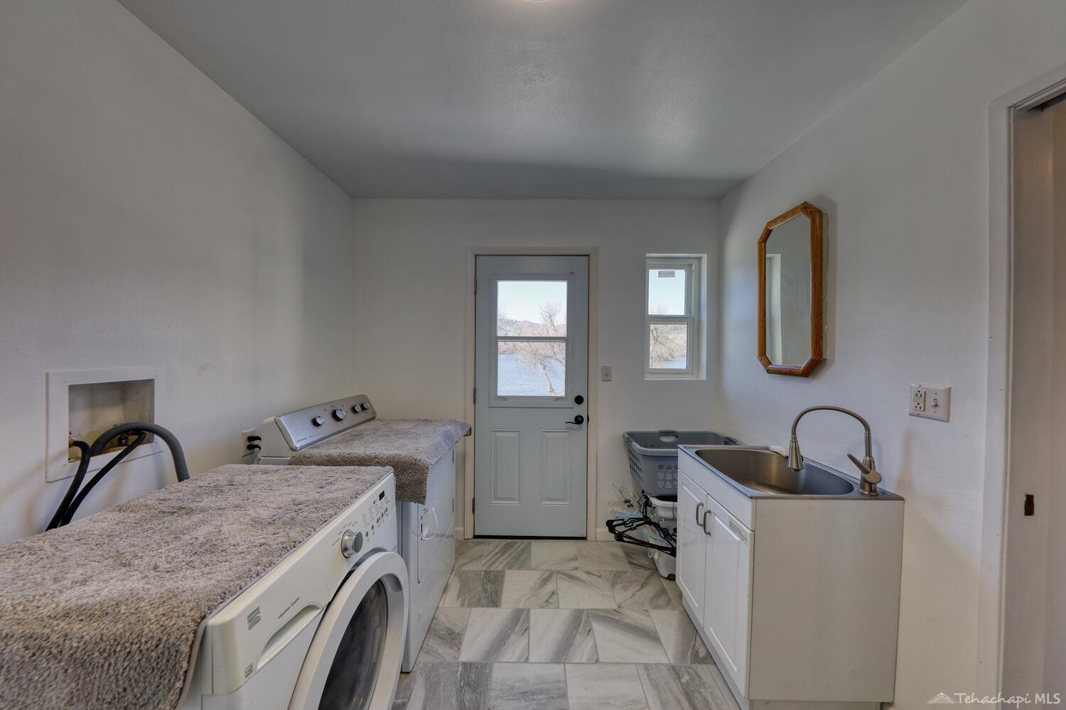 29540 Fawn Way Tehachapi, CA 93561 - Photo 20 of 42 Gallery Image 20