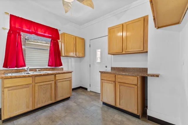 $139,900 | 1807 Teel Avenue, Lansing, MI 48910