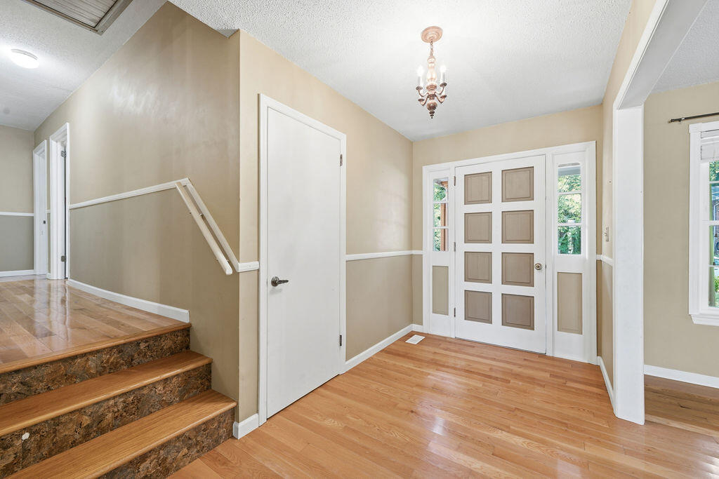 213 Maple Way Ringgold, GA 30736 - Photo 10 of 40 213MapleWay-8