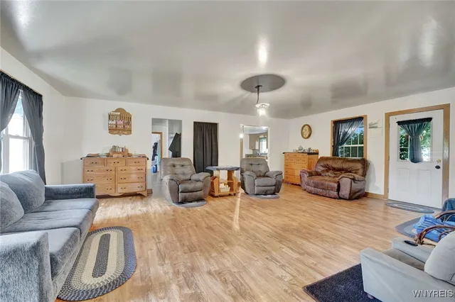 $349,900 | 11692 Highway 19, Hume, NY 14735