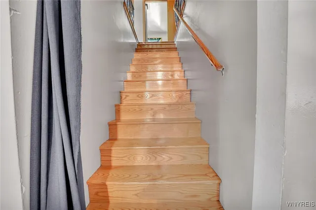 $349,900 | 11692 Highway 19, Hume, NY 14735