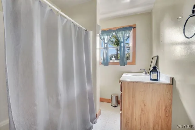 $349,900 | 11692 Highway 19, Hume, NY 14735