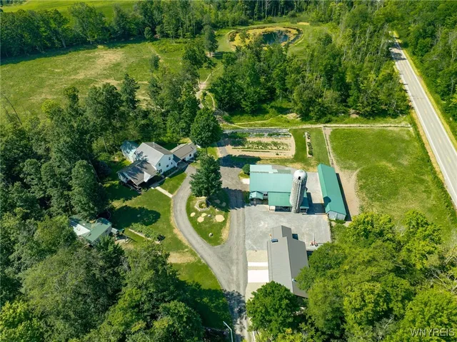 $349,900 | 11692 Highway 19, Hume, NY 14735