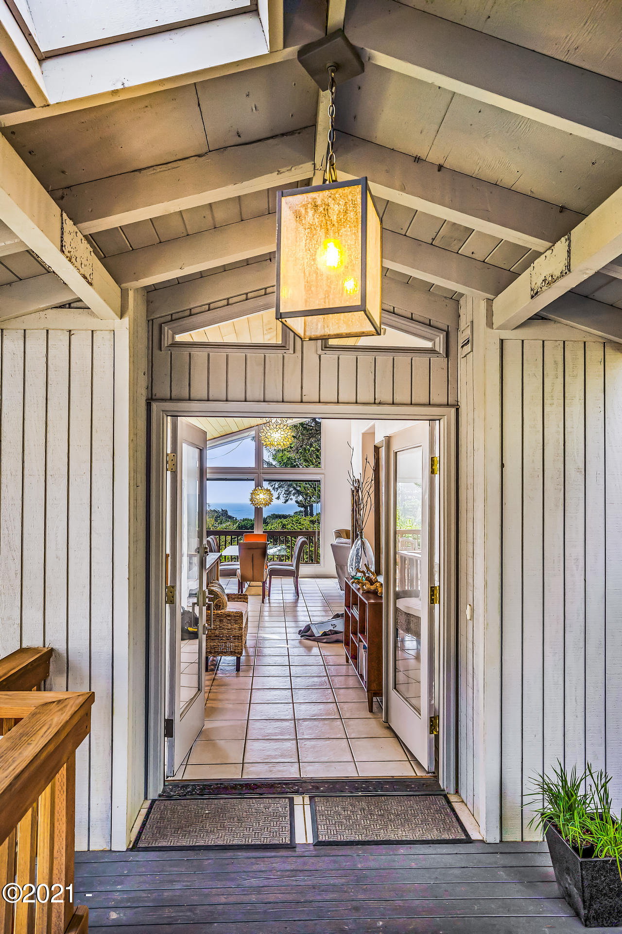 3 Ridge Crest Road Gleneden Beach, OR 97388 - Photo 3 of 50 Entrance
