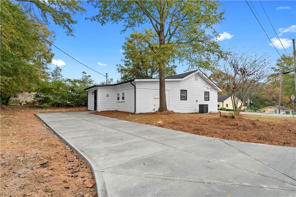 118 Perry Street Monroe, GA 30655 - Photo 26 of 28