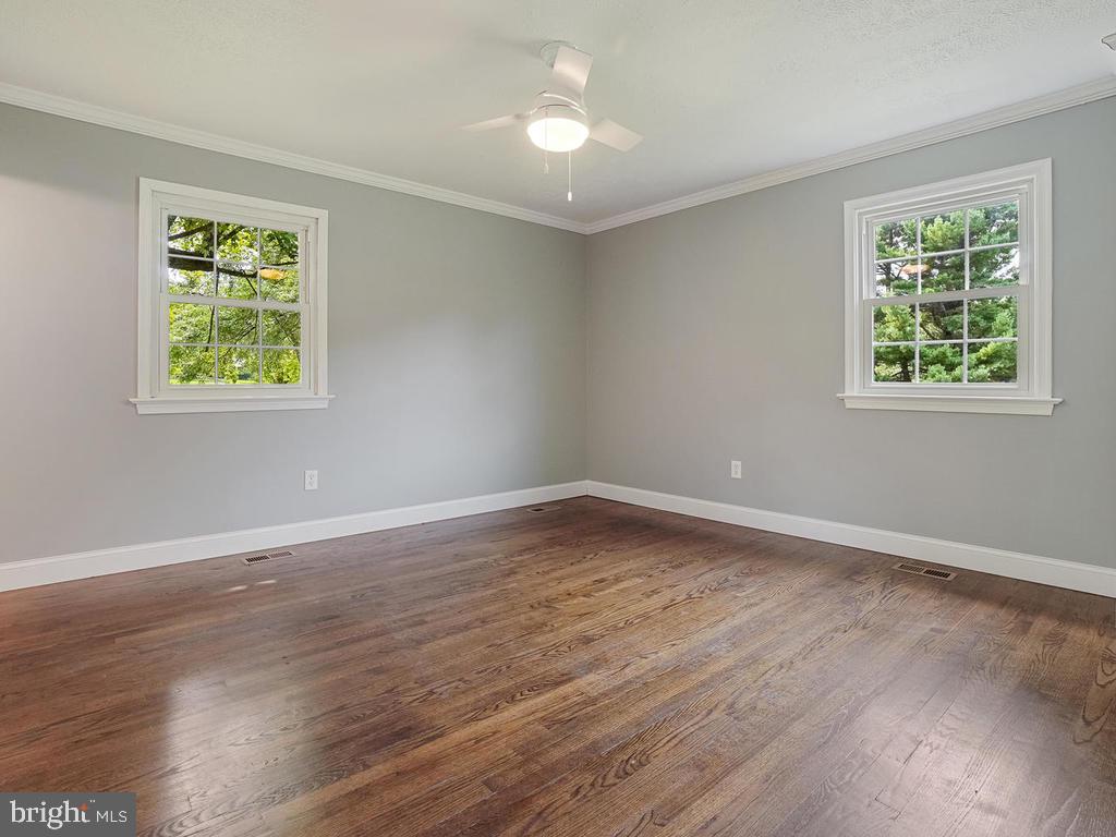4301 Bartholows Road Mount Airy, MD 21771 - Photo 17 of 32 Gallery Image 17