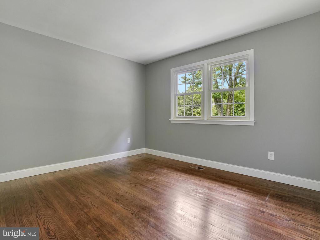 4301 Bartholows Road Mount Airy, MD 21771 - Photo 18 of 32 Gallery Image 18