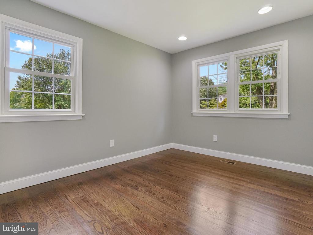 4301 Bartholows Road Mount Airy, MD 21771 - Photo 19 of 32 Gallery Image 19