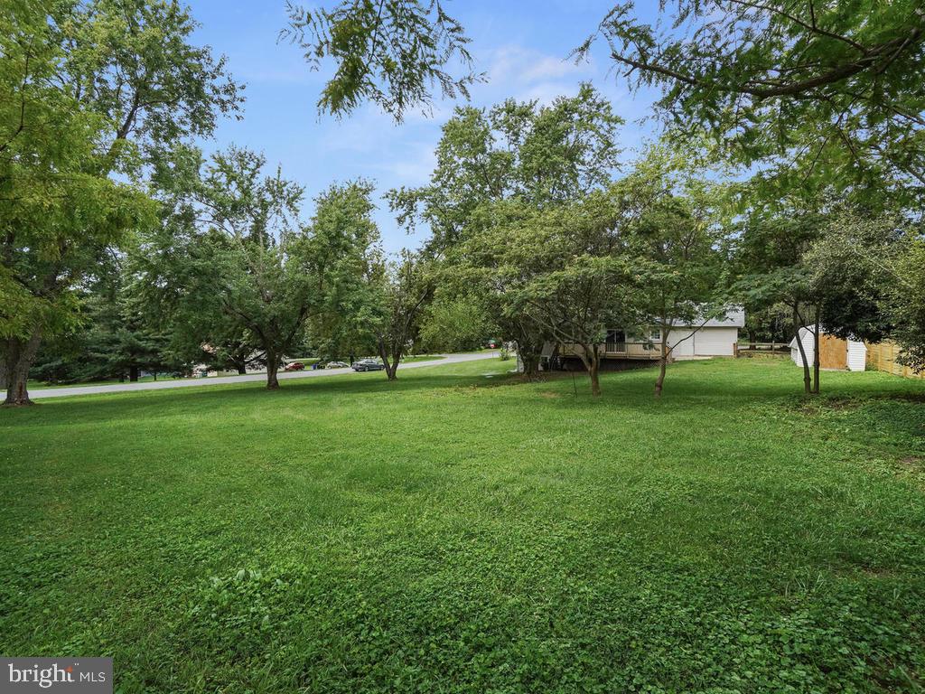 4301 Bartholows Road Mount Airy, MD 21771 - Photo 5 of 32 Gallery Image 5