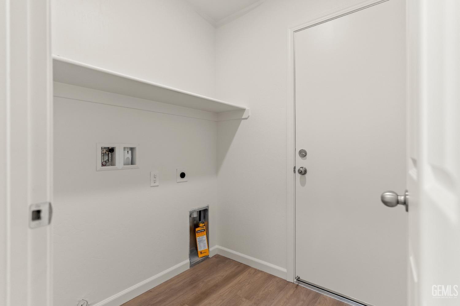 Undisclosed Address Delano, CA 93215 - Photo 6 of 6 Flooring colors to be verified with sales office.