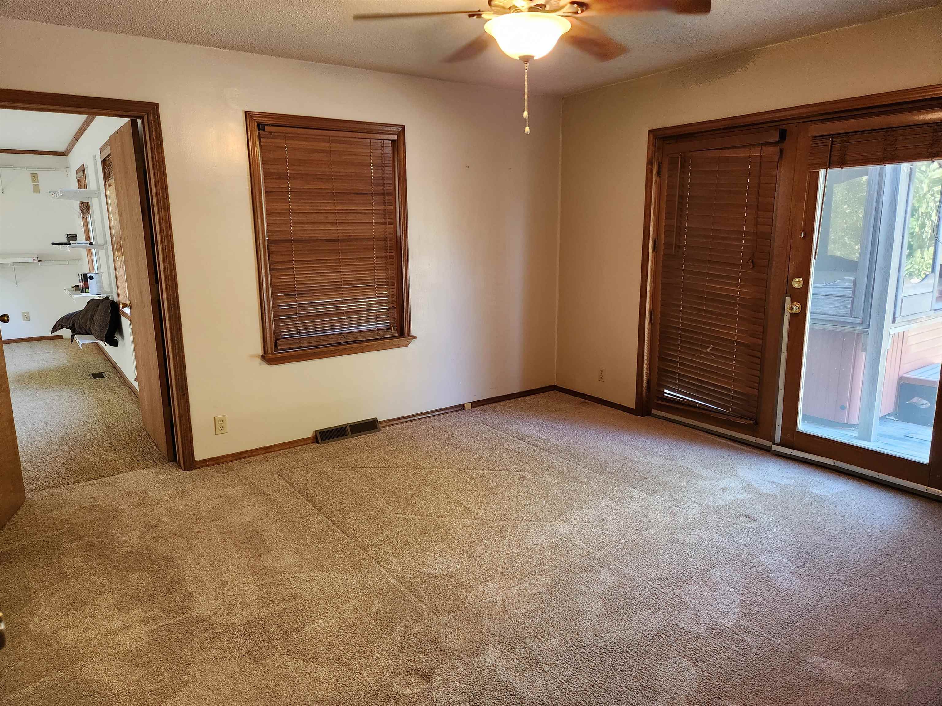 14432 91st Road Winfield, KS 67156 - Photo 11 of 35