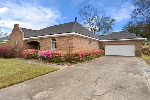 $255,000 | 4817 Riverridge Drive, Lake Charles, LA 70605
