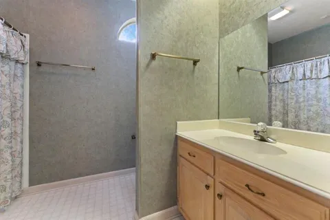 $255,000 | 4817 Riverridge Drive, Lake Charles, LA 70605