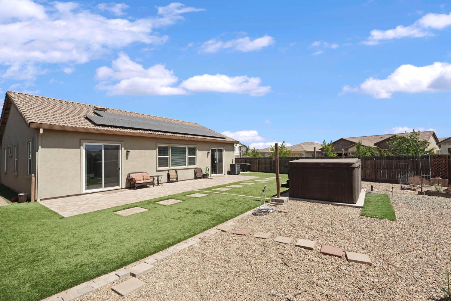 2013 Van Ruiten Drive Lodi, CA 95242 - Photo 11 of 56