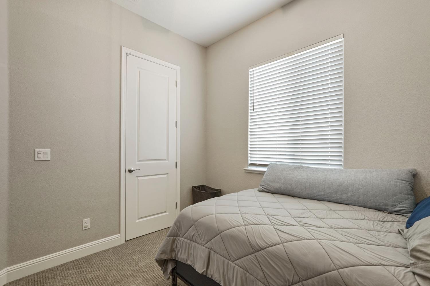 2013 Van Ruiten Drive Lodi, CA 95242 - Photo 22 of 56