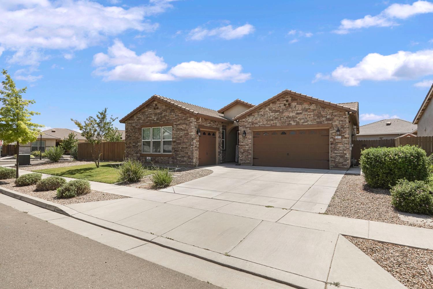 2013 Van Ruiten Drive Lodi, CA 95242 - Photo 37 of 56