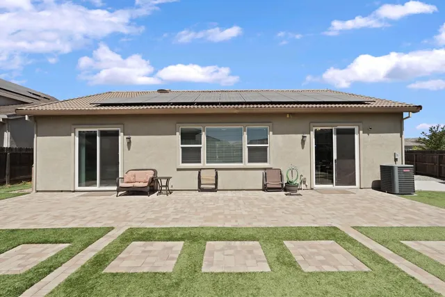 $820,000 | 2013 Van Ruiten Drive, Lodi, CA 95242