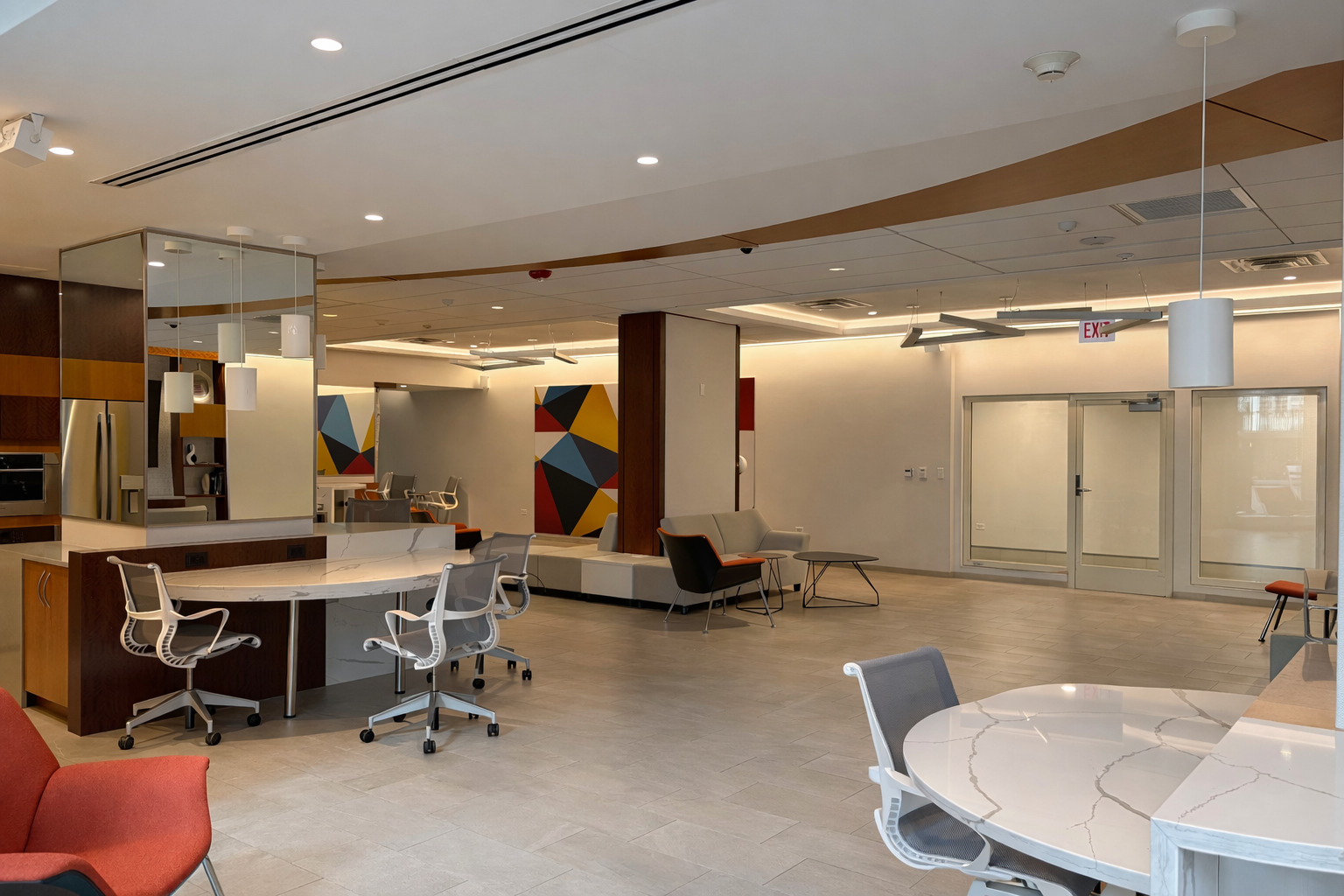 400 East Randolph Street, Unit 3702 Chicago, IL 60601 - Photo 8 of 26 a room with gym equipment and mirrors