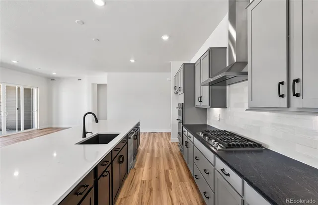 $799,990 | 8844 South Quemoy Court, Aurora, CO 80016