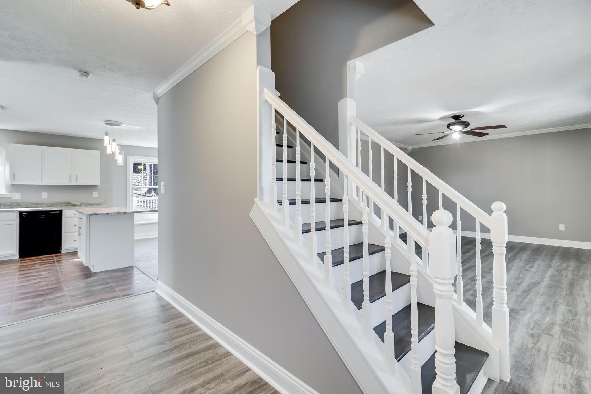 648 Santa Fe Trail Lusby, MD 20657 - Photo 2 of 58 Main Level views