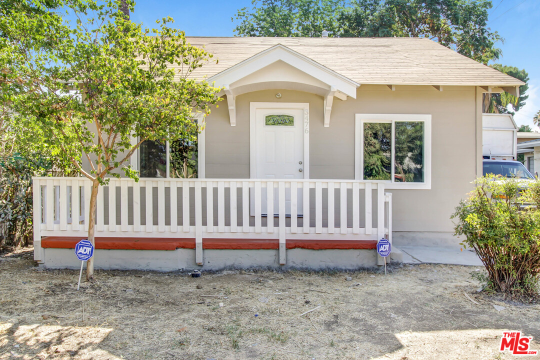 3476 Kansas Avenue Riverside, CA 92507 - Photo 1 of 14