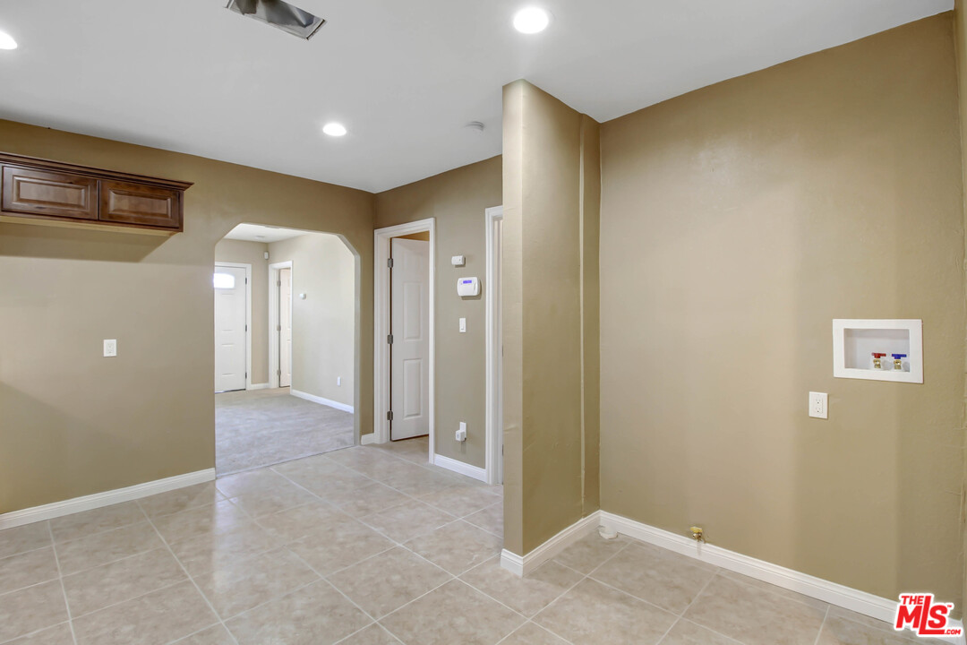 3476 Kansas Avenue Riverside, CA 92507 - Photo 8 of 14