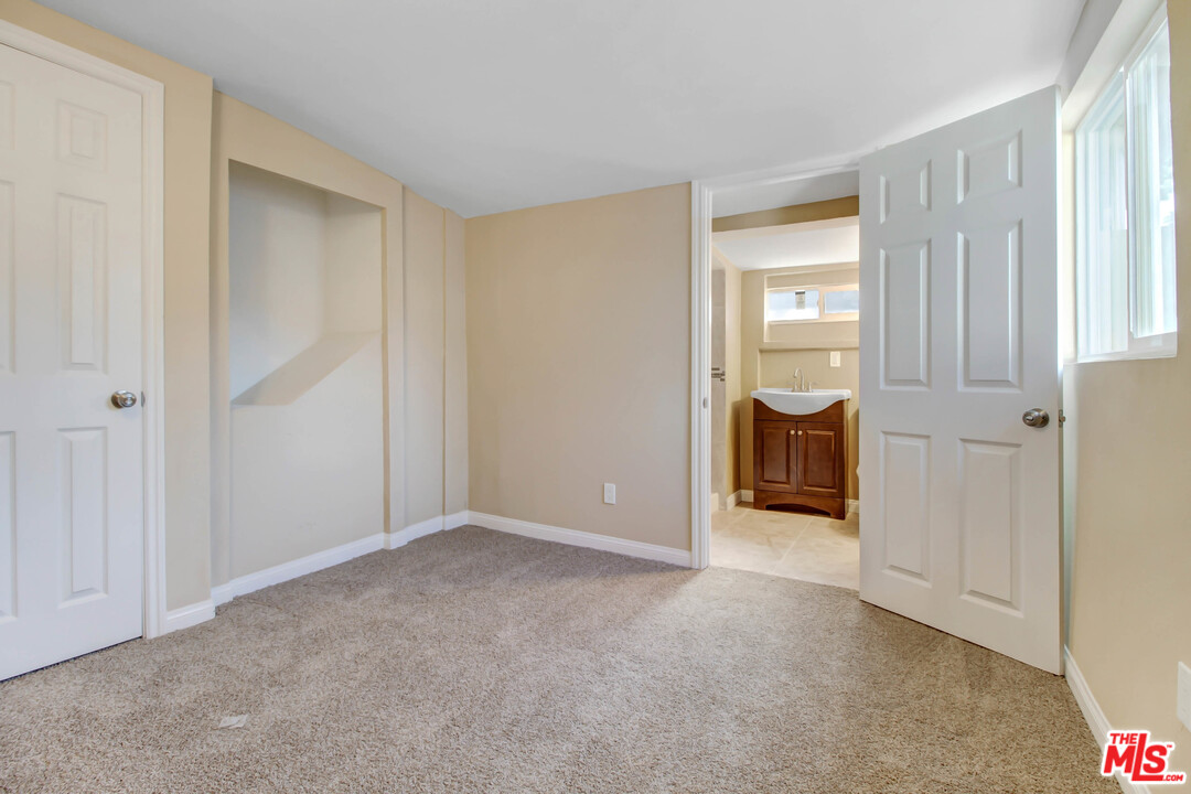 3476 Kansas Avenue Riverside, CA 92507 - Photo 9 of 14