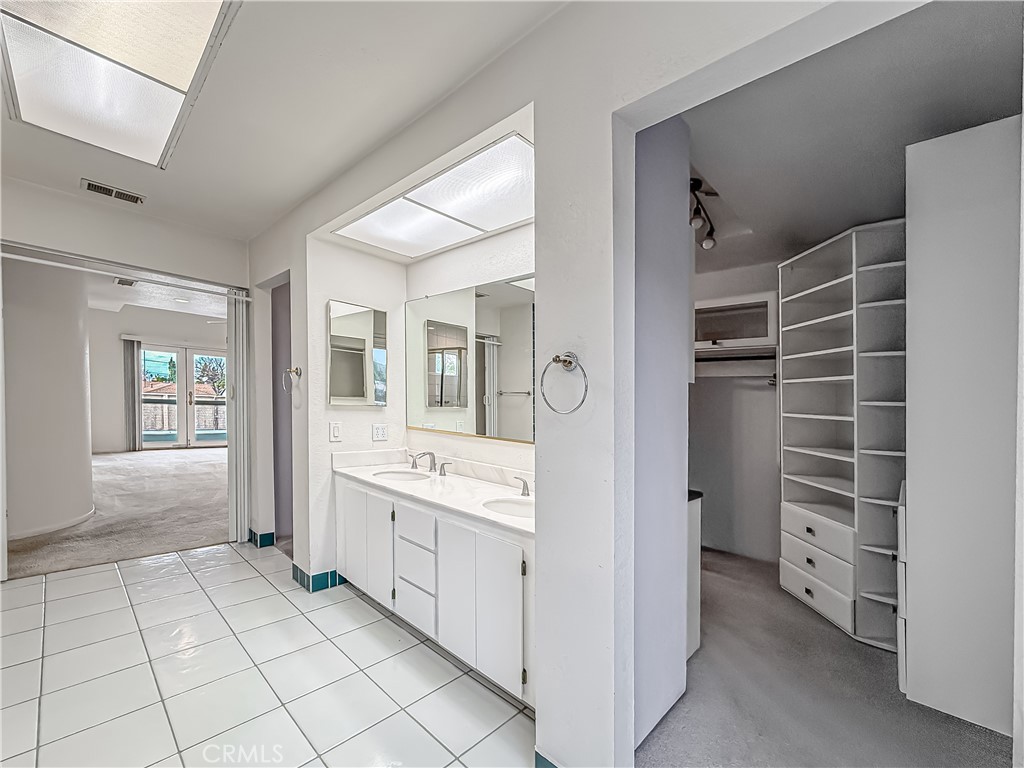 1814 Glenview Avenue Simi Valley, CA 93063 - Photo 17 of 22 Master Bath with Walk-in Closet
