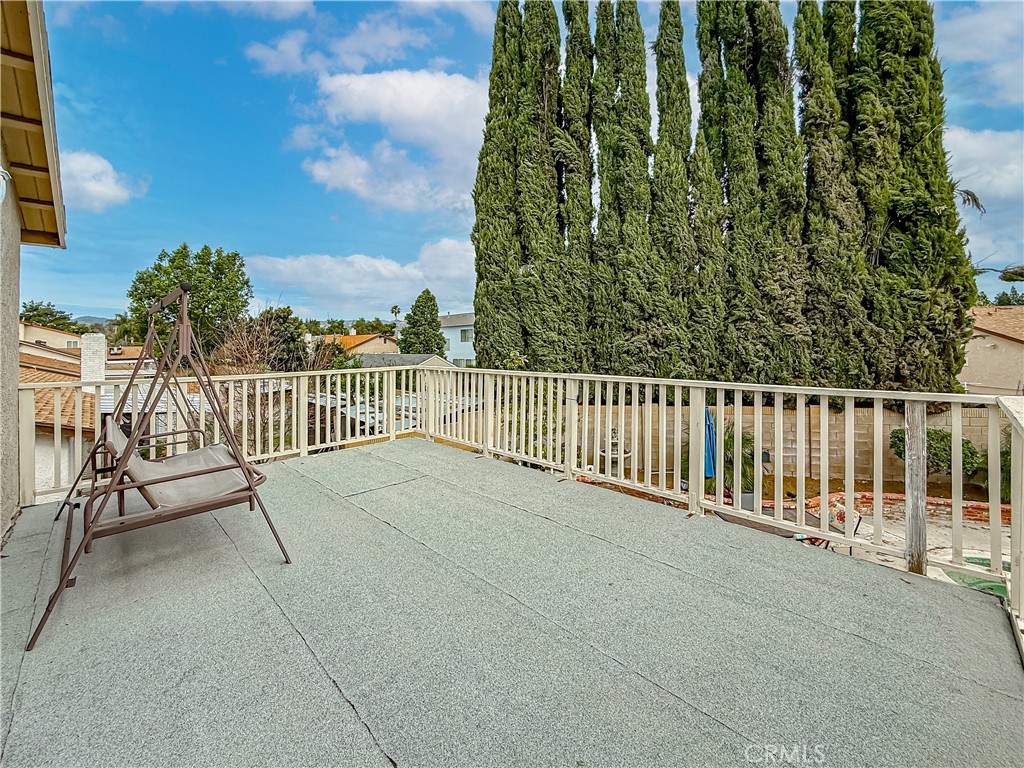 1814 Glenview Avenue Simi Valley, CA 93063 - Photo 19 of 22 Deck off the Master