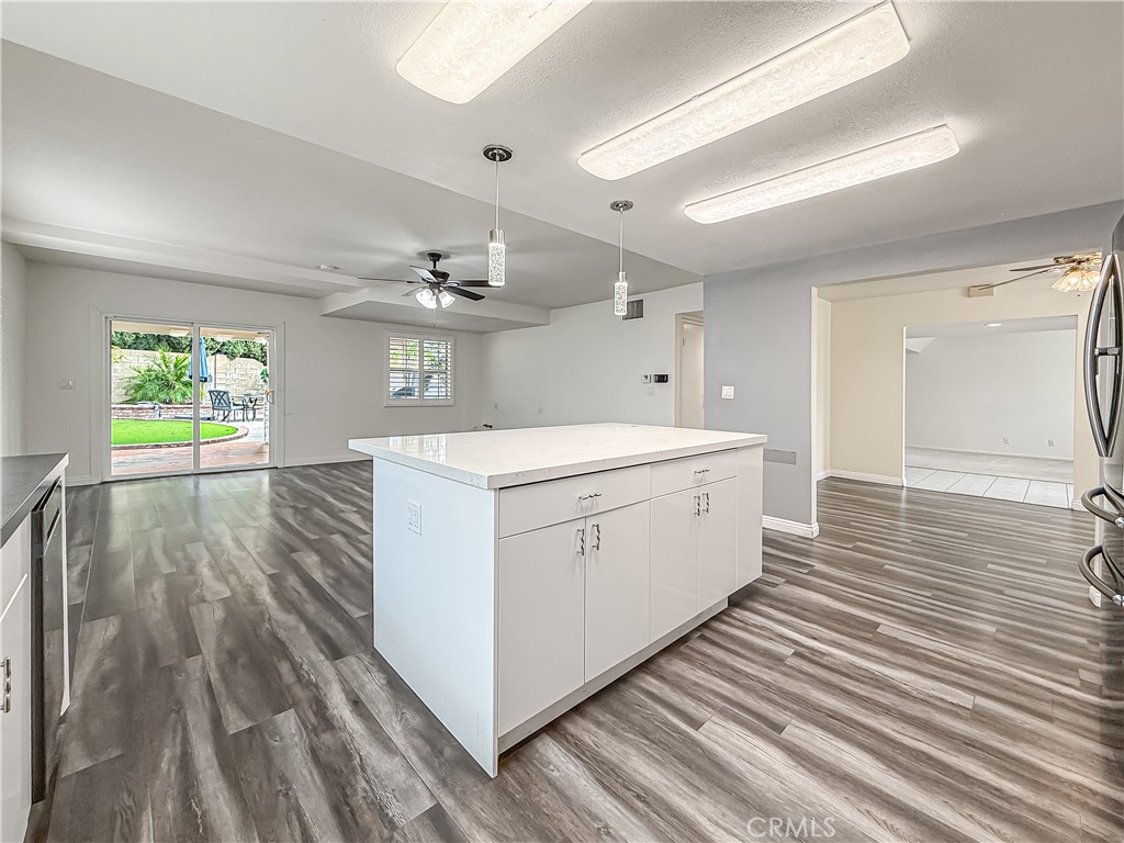 1814 Glenview Avenue Simi Valley, CA 93063 - Photo 8 of 22