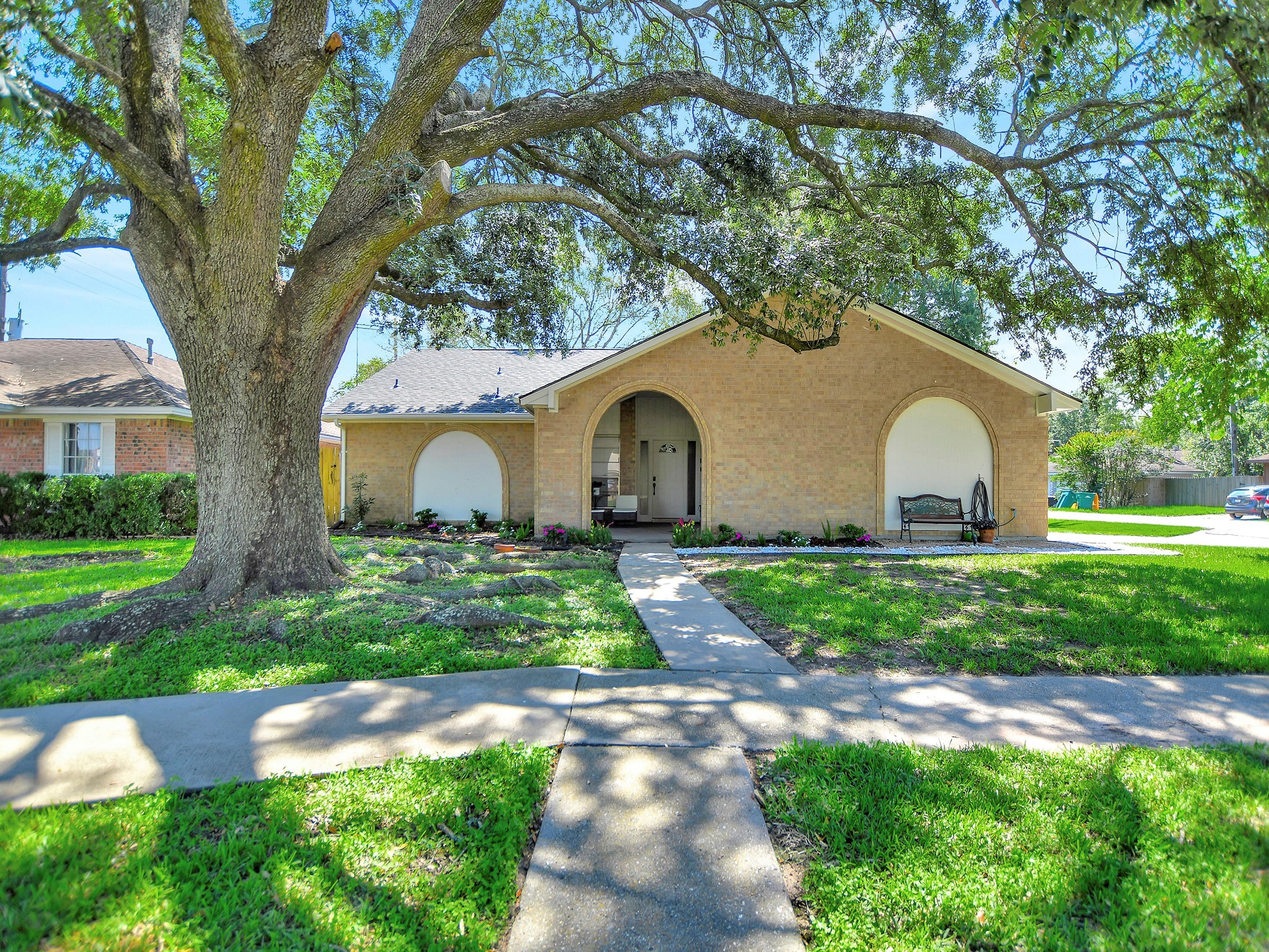 21902 Meadowhill Drive Spring, TX 77389 - Photo 2 of 39
