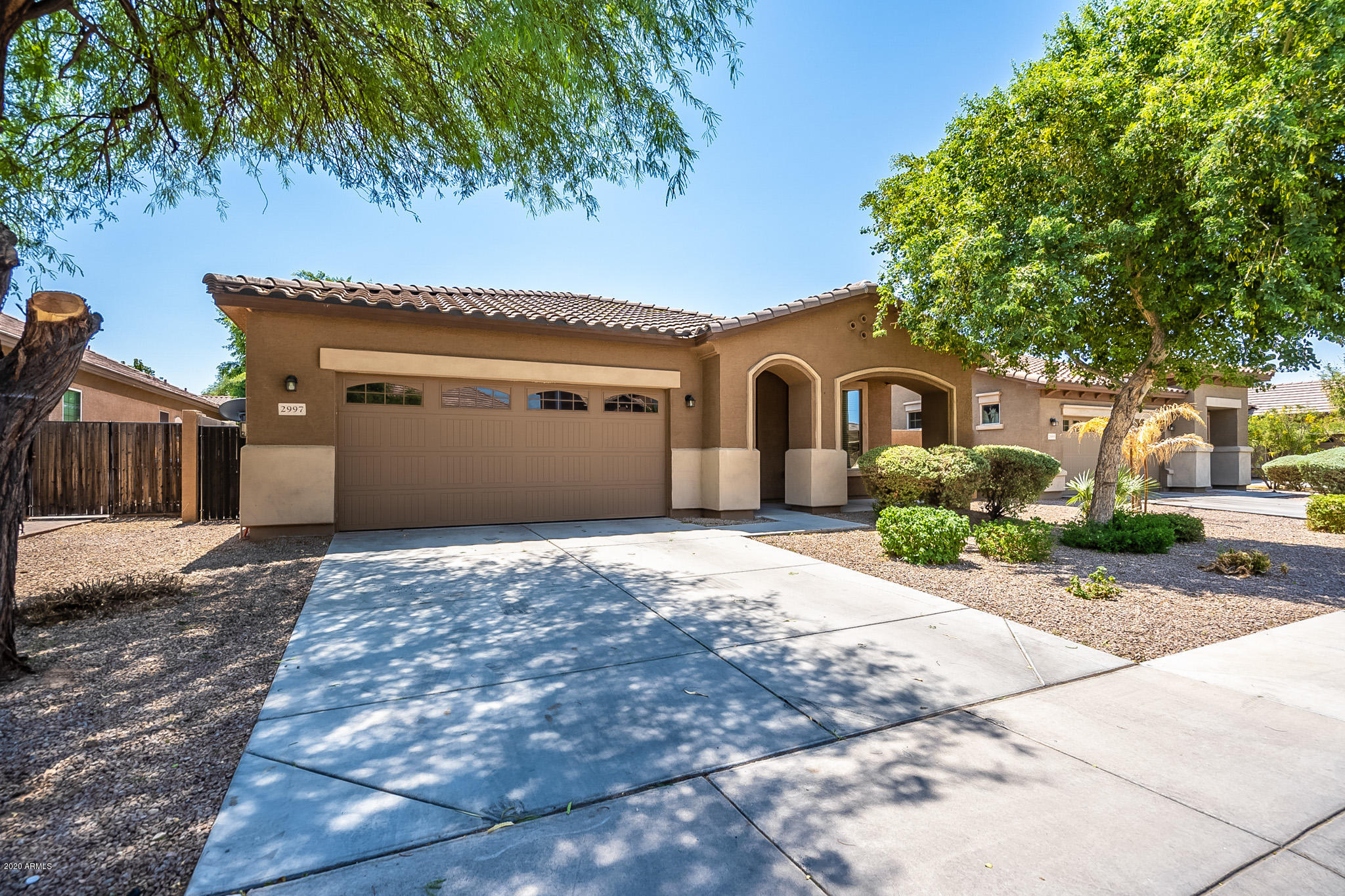 2997 East Ridgewood Lane Gilbert, AZ 85298 - Photo 2 of 52 Side View