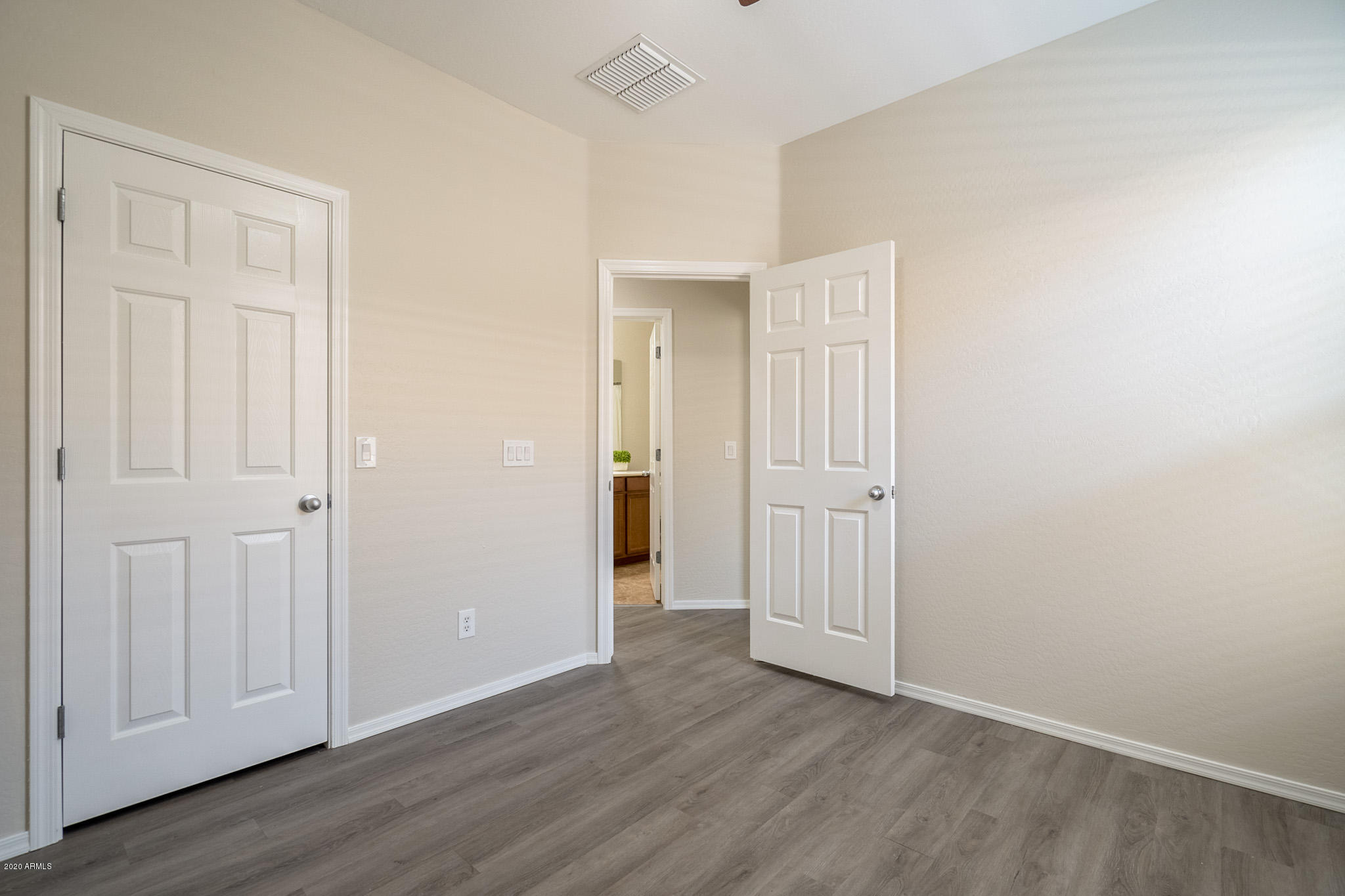 2997 East Ridgewood Lane Gilbert, AZ 85298 - Photo 28 of 52 Bedroom 2