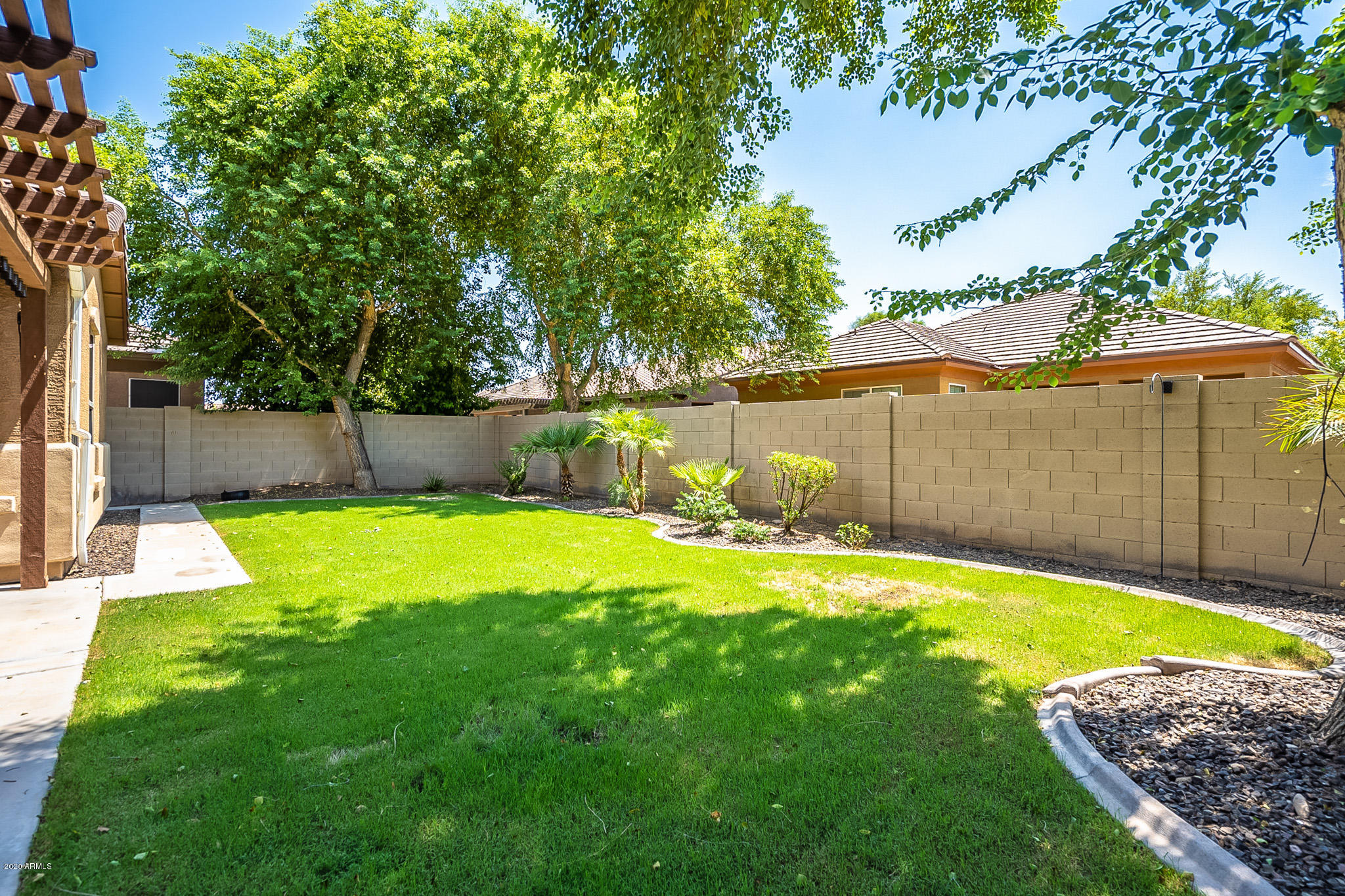 2997 East Ridgewood Lane Gilbert, AZ 85298 - Photo 35 of 52 Grassy Back Yard