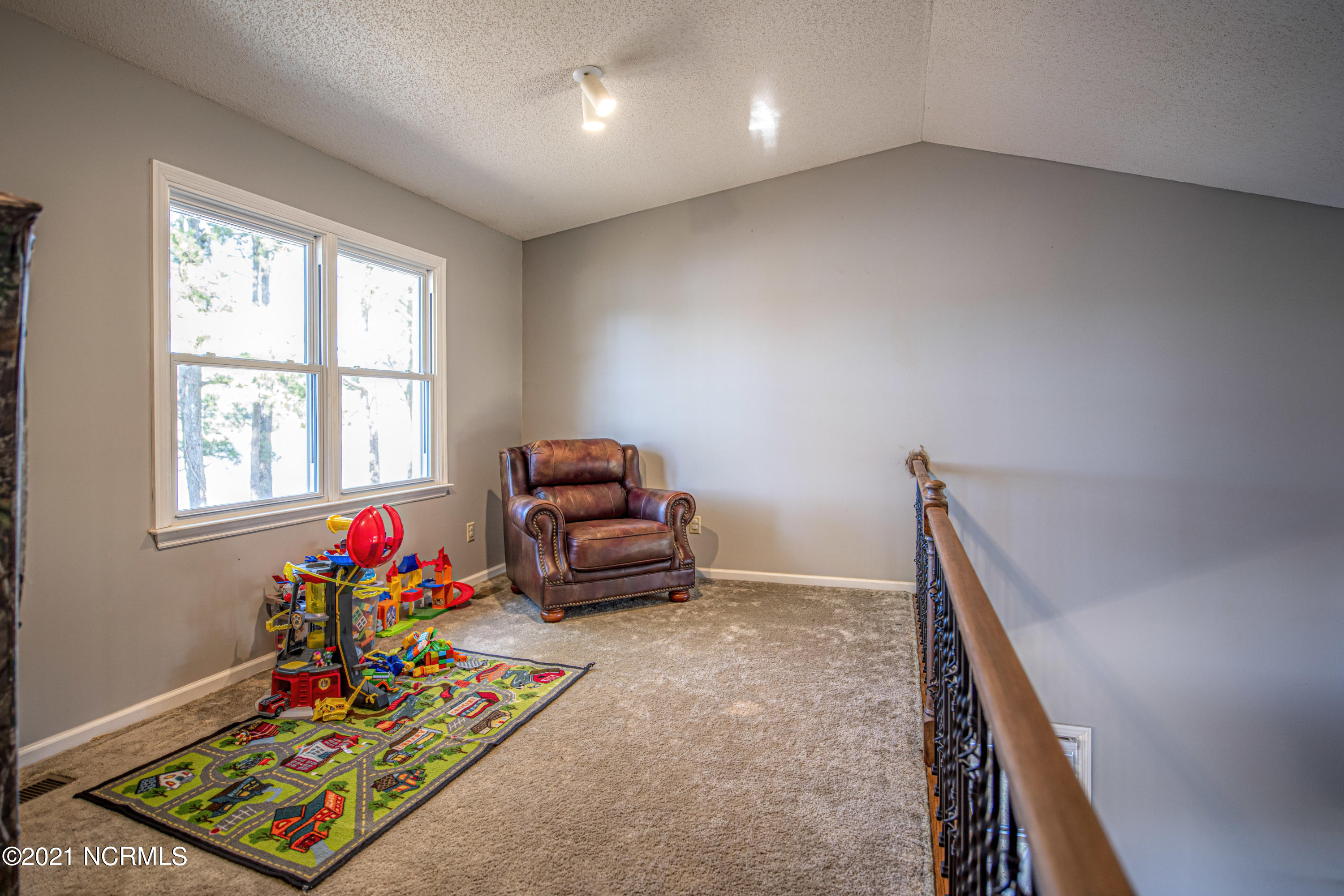 908 Williams Road New Bern, NC 28562 - Photo 15 of 28 Upstairs