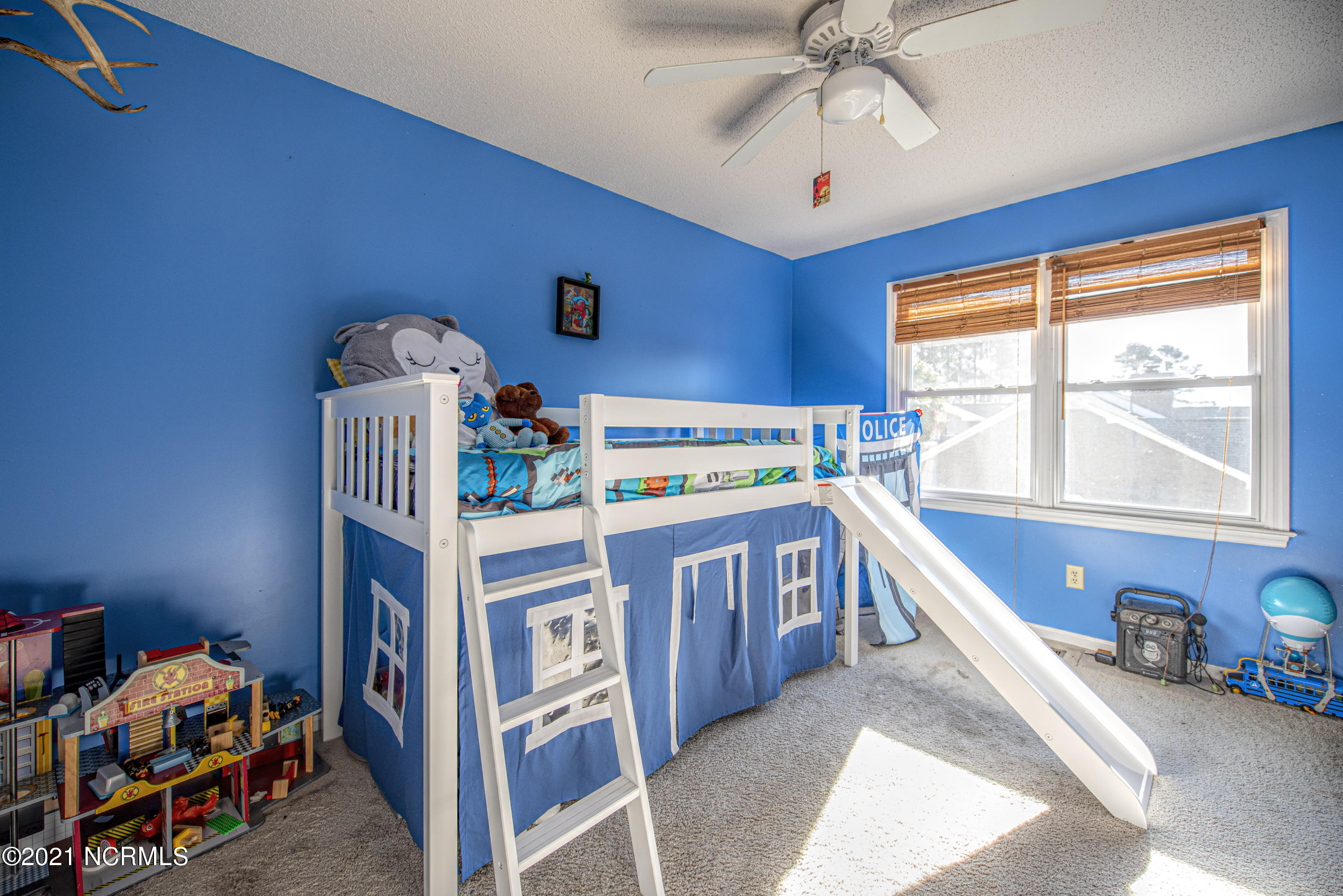 908 Williams Road New Bern, NC 28562 - Photo 17 of 28 Bedroom 3