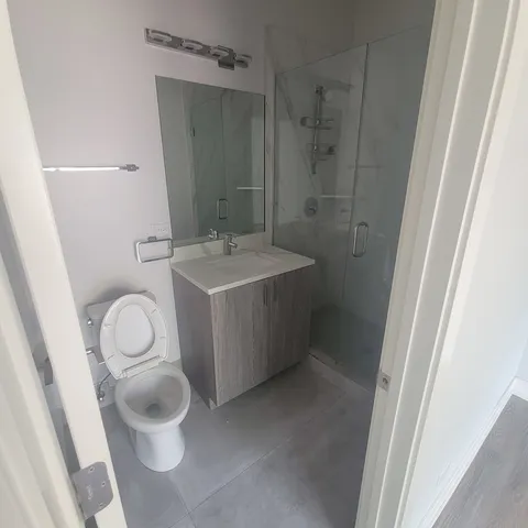 $2,845 | 2443 North Western Avenue, Unit 203, Chicago, IL 60647