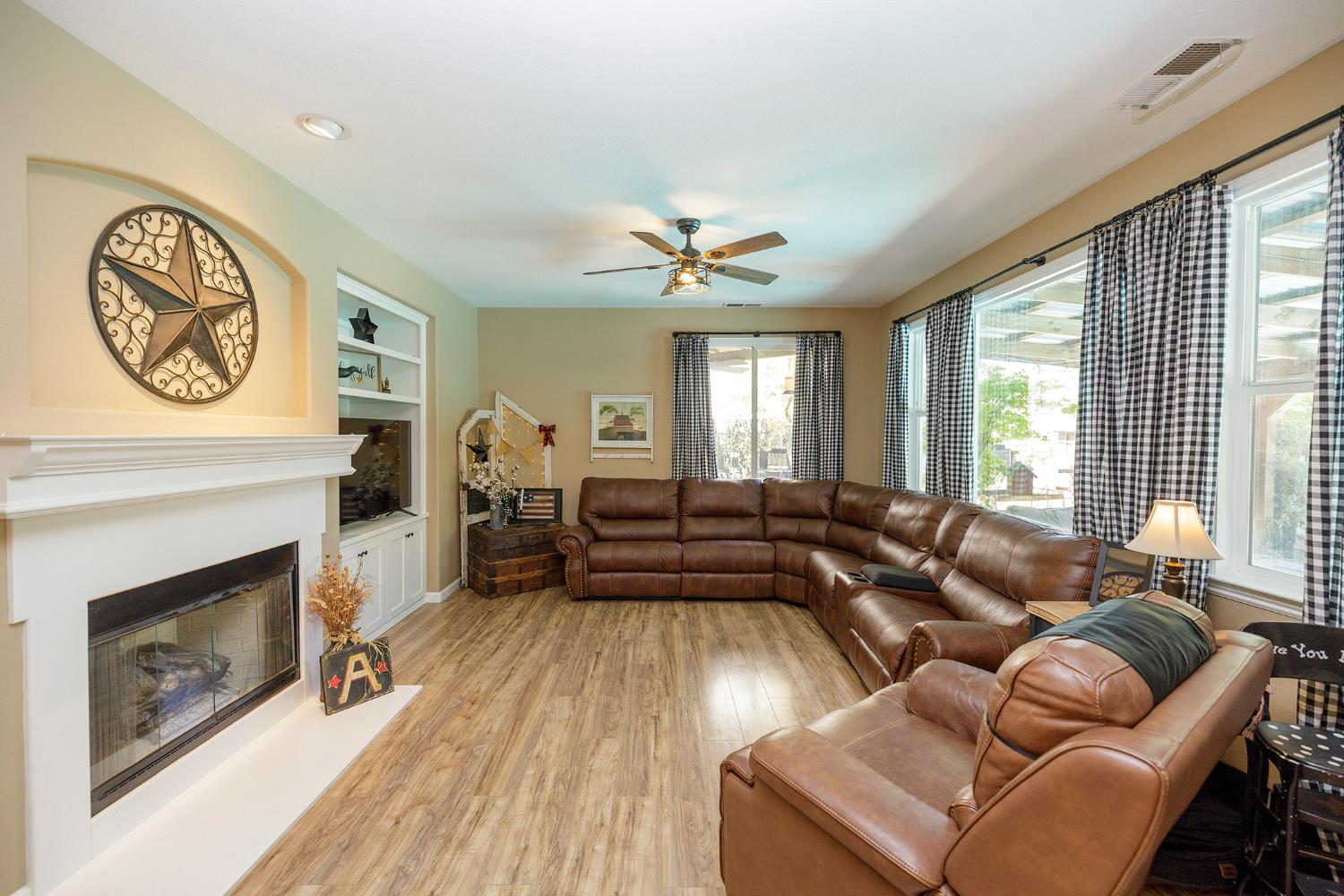 2101 Huxley Way Modesto, CA 95356 - Photo 17 of 50