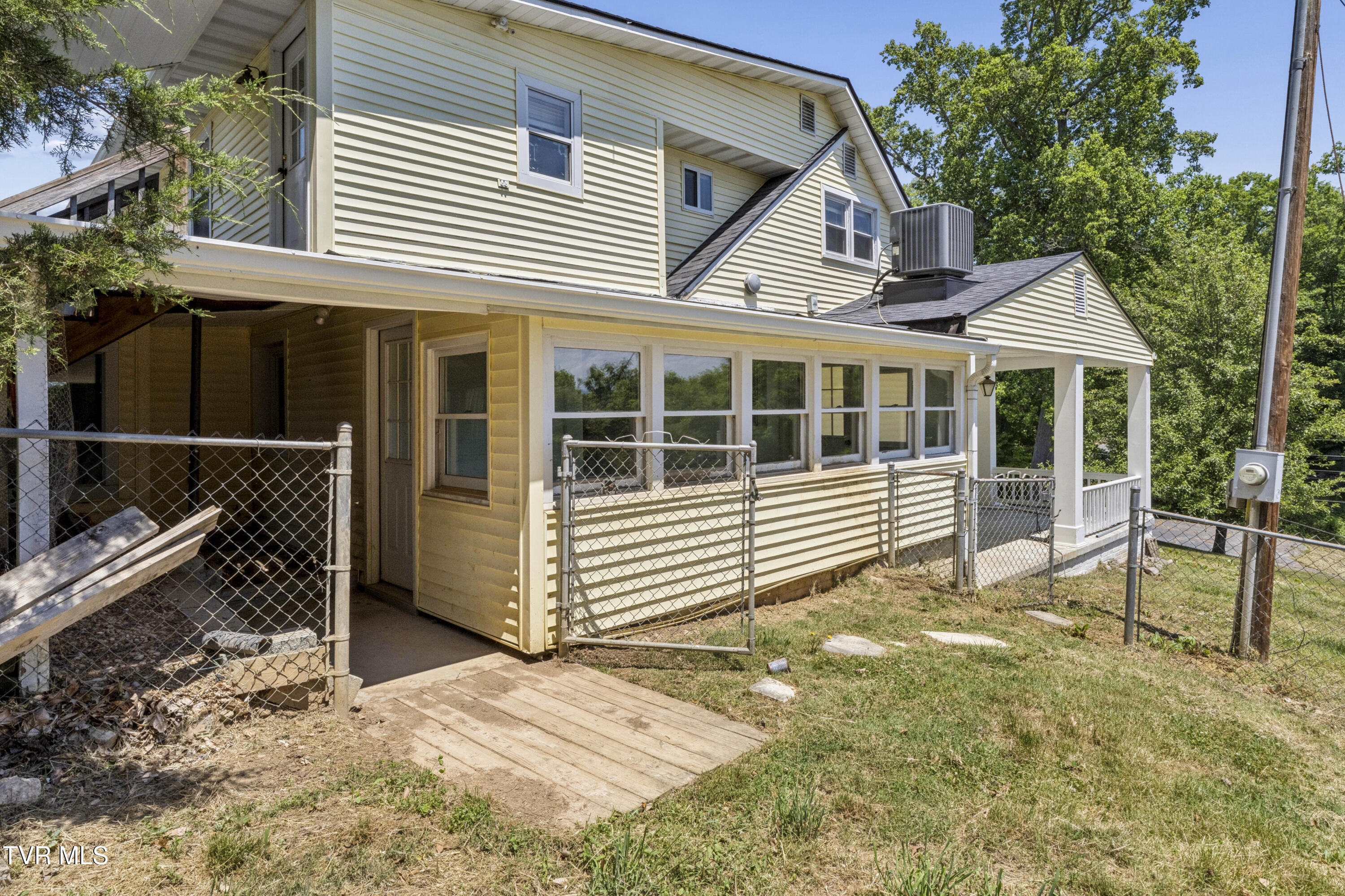 1104 Lebanon Road Kingsport, TN 37663 - Photo 81 of 108 Lebanon-Exterior-7