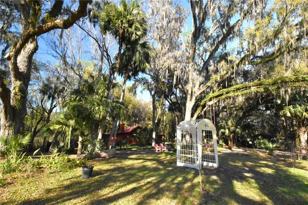 $300,000 | 1302 Southeast Wacahoota Road, Micanopy, FL 32667
