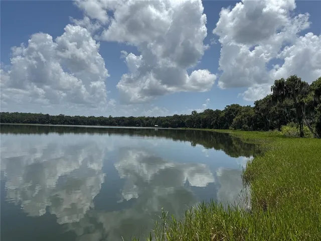 $300,000 | 1302 Southeast Wacahoota Road, Micanopy, FL 32667