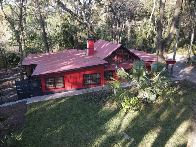 $300,000 | 1302 Southeast Wacahoota Road, Micanopy, FL 32667